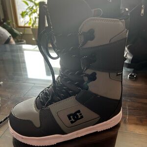 DC Snowboard Boots - Black and Gray